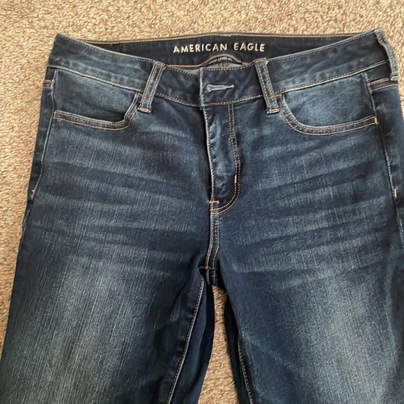 American eagle dark wash skinny jeans size 10 long. - Picture 2 of 5